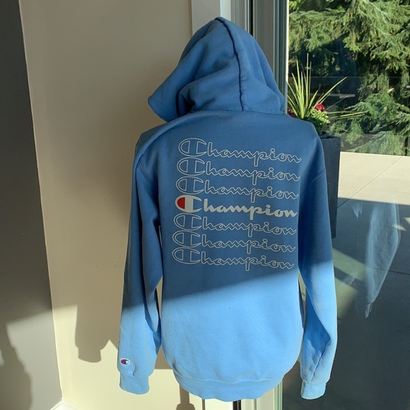 Champion hoodie - Picture 3 of 3
